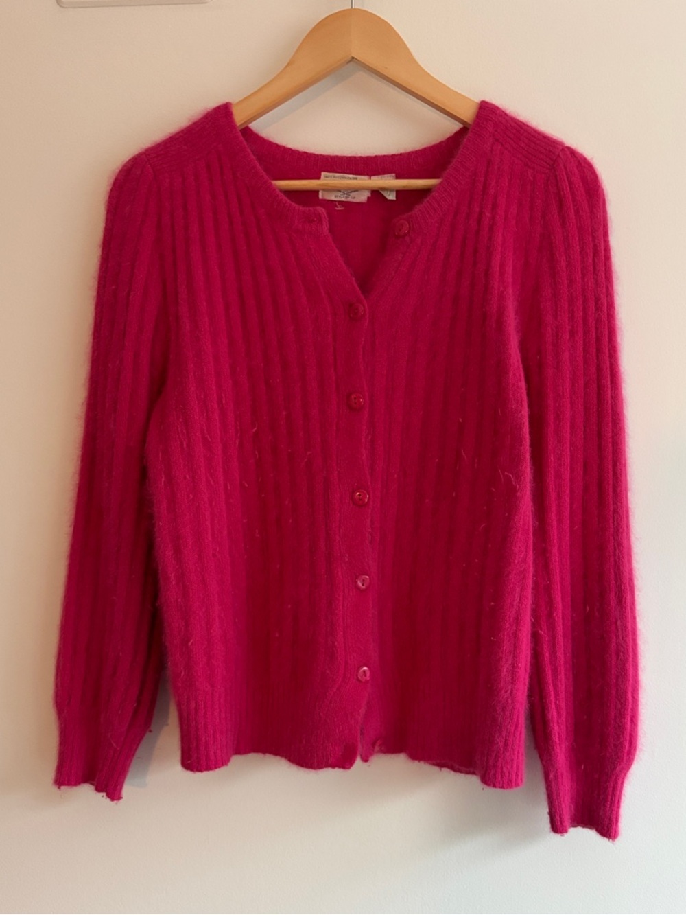 Ribbed Button-Front Cardigan in Fuchsia
